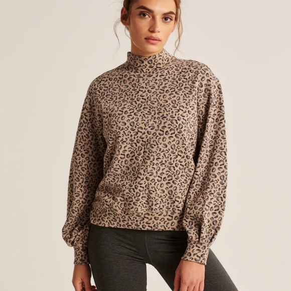 ABERCROMBIE & FITCH Soft A & F Dark Brown leopard Mockneck sweater Medium A&F - Picture 8 of 10